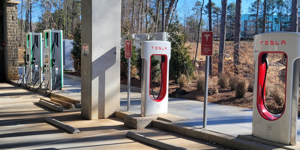 Cities steadily adding more EV chargers for public to use