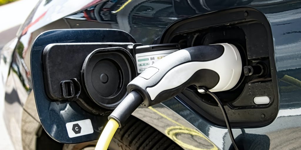 Cities lay the groundwork for an adequate EV charging infrastructure